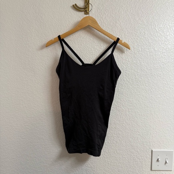 Patagonia W's Gatewood Cami Black Size Medium - Picture 1 of 5